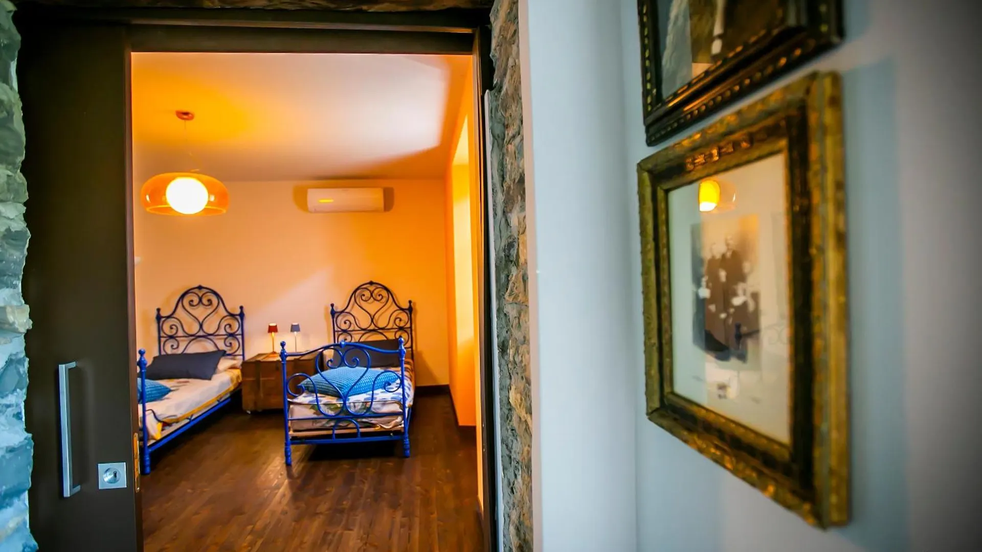 Villa Piazzaga565 Torno 0*,  Italia