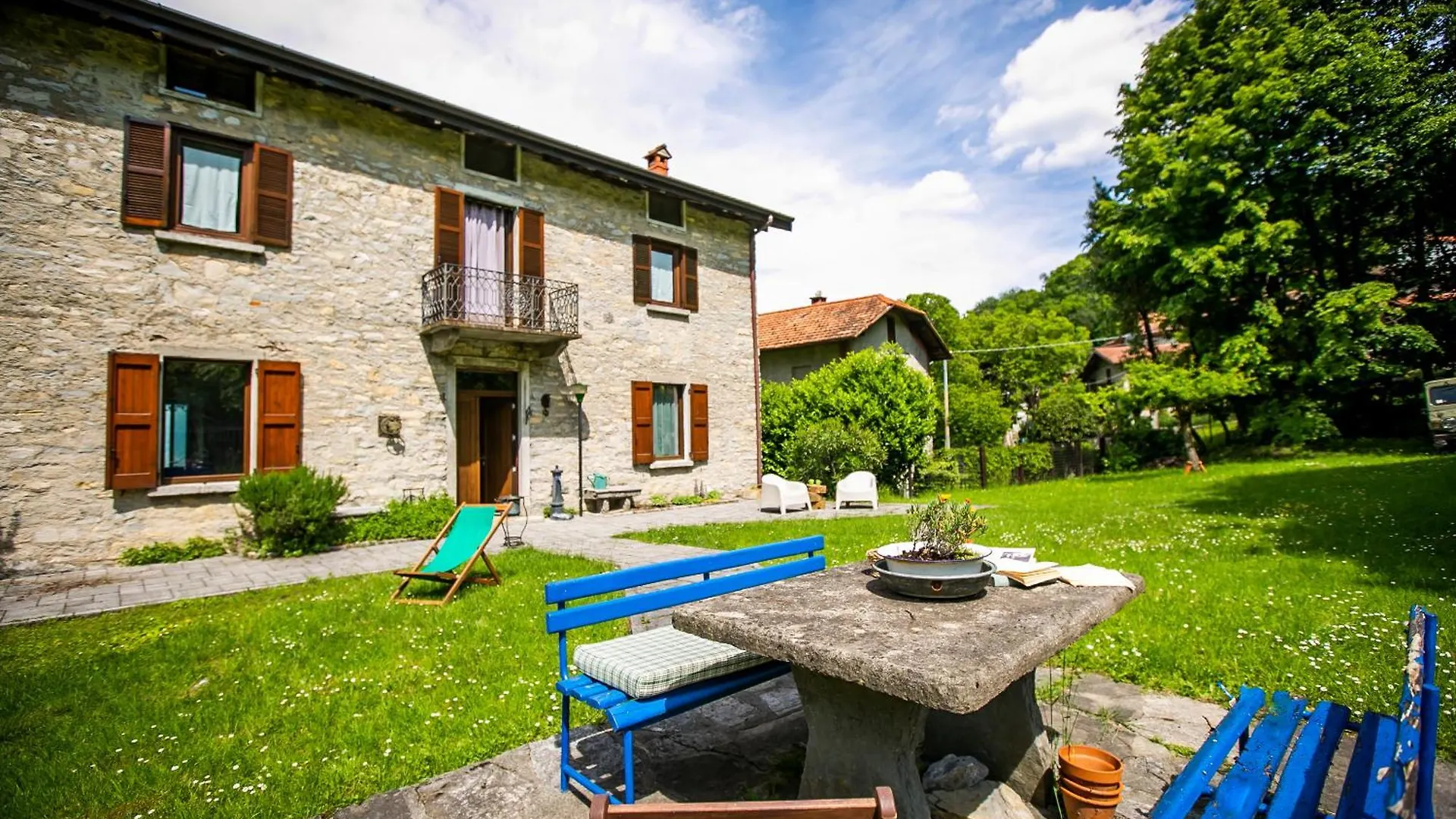 Piazzaga565 Villa Torno Gerendaház