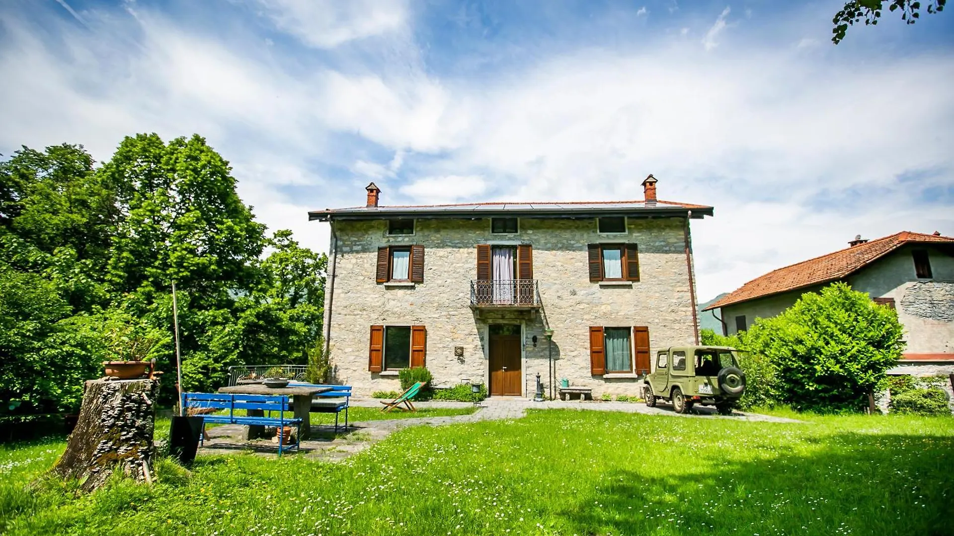 Piazzaga565 Villa Torno 0*,